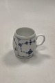 Royal 
Copenhagen Blue 
Fluted Mustard 
Pot without lid 
No 137
Measures 
10,5cm / 4.17 
...