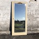 Großer 
facettierter 
Spiegel, Maße 
mit Rahmen 
179x81,5cm. 
Ehemalige 
Schranktür. 
Feine Patina 
auf ...