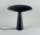 Normann 
Copenhagen, 
"Shelter" 
bordlampe.
Design: 
Holmbäck-
Nordentoft for 
Normann ...