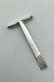 Georg Jensen 
Sterling Silver 
Parallel Pusher 
Measures 8.7 cm 
(3.42 inch) 
(Signs of 
usage)