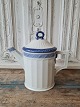 Royal 
Copenhagen Blue 
Fan coffee pot 
No. 11553, 
Factory first
Height 22 cm.
Stock: 2