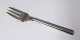 Hans Hansen. 
Sølvbestik. 
Arvesølv no. 
18. Kagegaffel. 
Længde 13 cm.