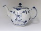 Royal 
Copenhagen. 
Blue Fluted, 
half lace. 
Teapot. Model 
611. 100 cl. (2 
quality)
