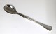 Patricia. 
Silber mit 
stahl (830). 
Eierlöffel. 
Länge 13,5 cm.