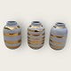 Kähler Keramik, 
3 Miniaturvasen 
mit 
Goldstreifen, 8 
cm hoch, 6 cm 
Durchmesser 
*Guter Zustand*