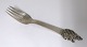 H. C. Andersen 
Abenteur Gabel. 
Silberbesteck. 
Die Prinzessin 
auf der Erbse. 
Silber (830). 
Länge ...