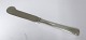 Hans Hansen. 
Silberbesteck. 
Arvesölv Nr. 
17. 
Buttermesser. 
Länge 14,5cm.