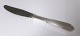 Hans Hansen. 
Silberbesteck. 
Arvesölv Nr. 1. 
Tafelmesser mit 
Grilklinge. 
Länge 22cm.