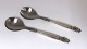 Georg Jensen. 
Silberbesteck 
(925). König. 
Salatbesteck 
mit Stahl. 
Länge 24 cm.