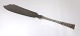 Hans Hansen. 
Silberbesteck . 
(830). Hans 
Hansen Silber 
No. 12. 
Kuchenmesser. 
Länge 28 cm.

