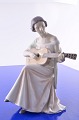 Bing & Gröndahl Figur Frau mit Gitarre 1684