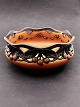 Ipsen widow's 
table bowl H. 
11 cm. D. 28 
cm. subject no. 
550352