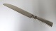 Georg Jensen. 
Silberbesteck 
(925). Acadia. 
Kuchenmesser 
komplett in 
Silber. Länge 
26 cm. ...