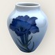 Bing & 
Gröndahl, Vase 
#5012, Petunie, 
9cm hoch, 8cm 
breit, 1. 
Sortierung 
*Guter Zustand*