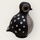 Hyllested-
Keramik, Vogel 
mit weißen 
Punkten, guter 
Zustand, 12 cm 
hoch, 9 cm 
breit.