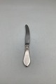 Georg Jensen 
Sterling Sølv 
Antik 
Frugtkniv/Barnekniv 
No 321 Måler 17 
cm/6 11/16 in