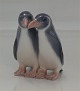 Royal 
Copenhagen 
birds 1190 RC 
Penguins - pair 
 10 cm In mint 
and nice 
condition
Design Anna 
...