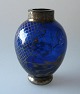 Venezianische 
Glas Vase, 20. 
Jh. Kobaltblau 
Glas mit 
Silberschmuck 
in mit 
Dekorationen in 
Form ...