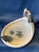 Royal figure 
0742-0373 Kgl. 
finches on bowl 
Th. Madsen 1902
Goal. 15 x 20 
x 18 cm
Royal ...