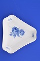 RC Blaue Blume 
glatt 
Königliche 
Porzellan. 
Royal 
Copenhagen 
Blaue Blume 
glatt, 
Kuchenplatte 
Nr. ...