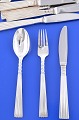 Besteckmuster 
"Plisse " 
Versilbert 
Besteck Set. 
insgesamt 18 
Besteckteile. 
6 Plisse ...