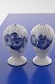 Blaue Blume 
glatt 
Königliche 
Porzellan. 
Royal 
Copenhagen 
Blaue Blume 
glatt, Set 
Salzstreuer Nr. 
...