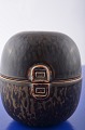 Bing & Gröndahl 
Krug aus braun 
glasiertem 
Steingut, Krug 
mit Deckel Nr. 
5812, Höhe 12 
cm. ...