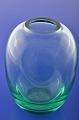 Holmegaard 
Glashütte, 
Künstner : Per 
Lütken.  
Kleine grüne 
Vase, Höhe 11 
cm. Zustand: 
Ein paar ...