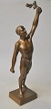 Dänischer 
Künstler (20. 
Jahrhundert): 
Ein Athlet. 
Stehende Figur. 
Patinierte 
Bronze. Ohne 
...