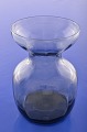 Holmegaard 
Glashütte aus 
der Zeit 
1930-1950. 
Rundes 
Hyazinthenglas 
aus 
rauchfarbenem 
Glas, ...