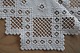 An altes 
Tischtuch
Mit Stickerei 
in Weiss, - 
handgemacht
Um 60cm x 58cm
In gutem ...