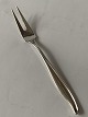 Columbine Cold 
cuts fork 
Silver stain
Length 14 cm
Produced at 
Copenhagen's 
Ske-Fabrik
Nice ...