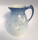 Bing & 
Grondahl. Möwe. 
Wasserkrug. 
Höhe 17,5 cm. 
(2 Wall)