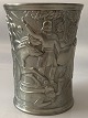 Tin Vase / 
Tinkrus Med 
Absalon i 
Estland Det 
danske flag 
falder ned fra 
himlen
Tinn ...