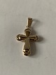 Cross pendant 
in 14 carats
Gold stamp: 
585 SH
H. 29.28 ...