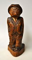 Petersen, 
Thorvald (1899 
- 1988) 
Dänemark: Ein 
wandelnder 
Mann. 
Geschnitzte 
Holzfigur. ...