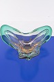 Muranoglaskunst 
aus Italien der 
1960er Jahre. 
Obstschale aus 
Glas. Länge 29 
x 26 cm. Höhe 
11 cm. ...