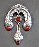 Jugendbrosche 
mit Karneol, 
William Alfred 
Fleinert (1898 
- 1937) 
Kopenhagen, 
Dänemark. ...