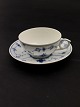 Royal 
Copenhagen blue 
fluted tea cup 
1/76