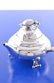 Magnolia Georg 
Jensen Teekanne 
2B