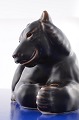 Kgl. Figur, 
Steingut. Royal 
Copenhagen 
Braunbär Nr. 
21520. Höhe 13 
cm. Länge 22 
cm. Künstler: 
...