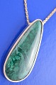 Goldkette mit 
Anhänger mit 
eingelegtem 
Malachit in 
wunderschönen 
Grüntönen, 
Anhänger 
gestempelt ...