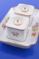 Royal 
Copenhagen 
Sächsische 
Blume, 
Handgemalte mit 
Blumen und 
Goldrand, 
Königliche 
Porzellan.  ...