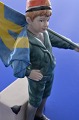 Königliche 
Porzellanfigur 
„Pontus" mit 
schwedischer 
Flagge,  Nr. 
289 von 7500 
produzierten 
...
