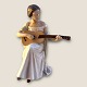 Bing & 
Gröndahl, Frau 
mit Gitarre Nr. 
1684, 26 cm 
hoch, 20 cm 
breit, 2. 
Klasse *Guter 
Zustand*