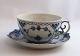 Royal 
Copenhagen. 
Musselmalet, 
Vollspitze. 
Große Teetasse. 
Modell 1142. (1 
Wahl).