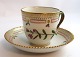 Royal 
Copenhagen. 
Flora Danica. 
Kaffeetasse 
17cl. Modell # 
3597 (1 Wahl). 
Epilobium 
alpinum L