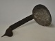 Antike dänische 
lampe aus 
Eisen, 19. 
Jahrhundert. 
H.: 18 cm.