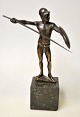 Moret, Alfred 
(1853 - 1913) 
Frankreich: Ein 
klassischer 
Speerwerfer. 
Bronze auf 
Marmorsockel. 
...