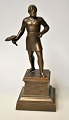 Dänischer 
Künstler (19. 
Jahrhundert): 
Thor mit 
Hammer. 
Bronzeskulptur. 
Basierend auf 
Bronze. ...